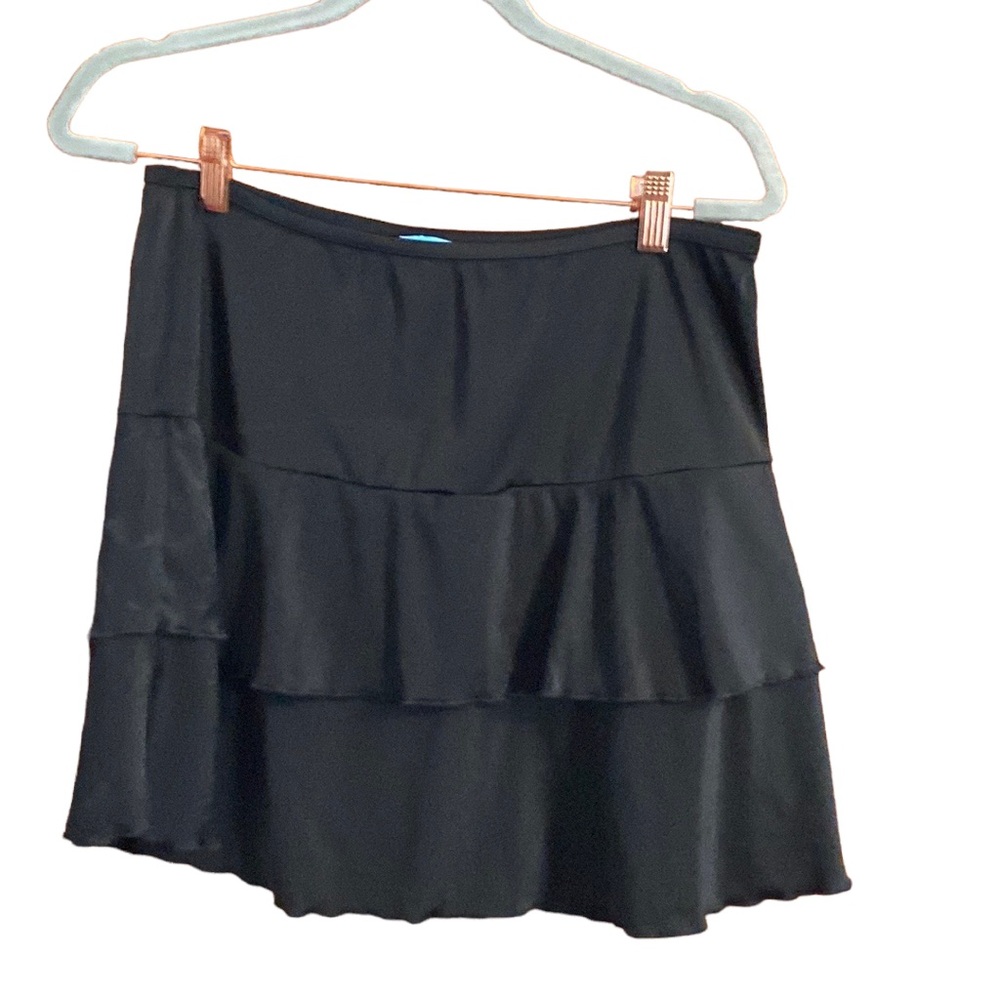 💜💜 OCEAN AVENUE Short Black Ruffled Skirt Size M